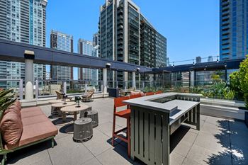 Sundeck lounge at g12 apartments in los angeles, ca 90015